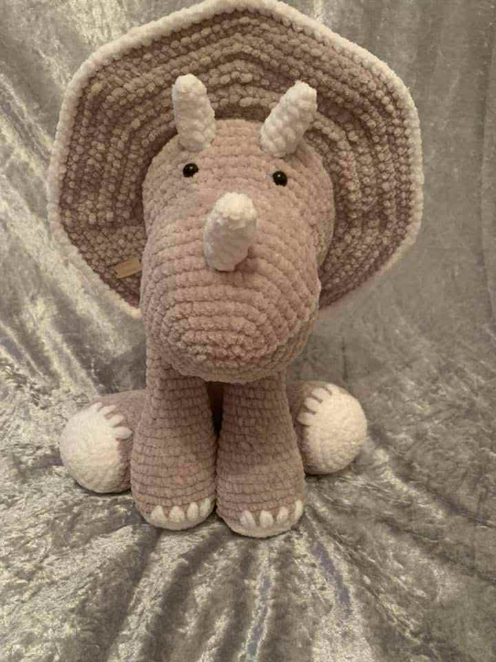 Large triceratops
